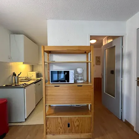 Charmant T2 à 200m de la télécabine avec balcon vue montagnes - FR-1-165A-82 Appartamento *